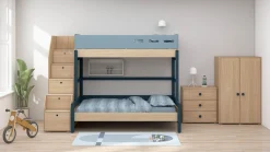 New FLEXA Familieseng Med Trappe Blueberry/Oak
