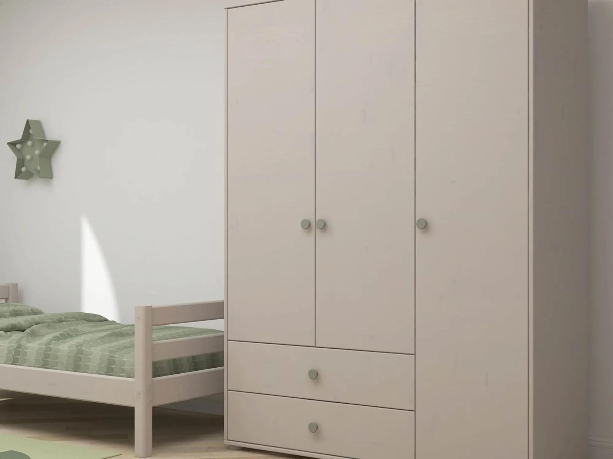 Shop FLEXA Garderobeskab Natural Green/Grey Washed Pine