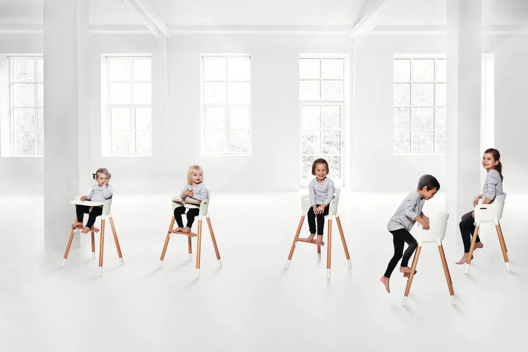 Fashion FLEXA Hojstol Med Sikkerhedsbojle White/Clear Lacquer Beech