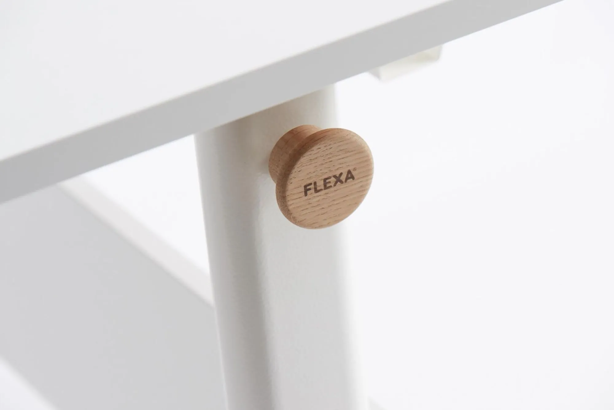 Best FLEXA Moby Skrivebord, Venstre Vip White