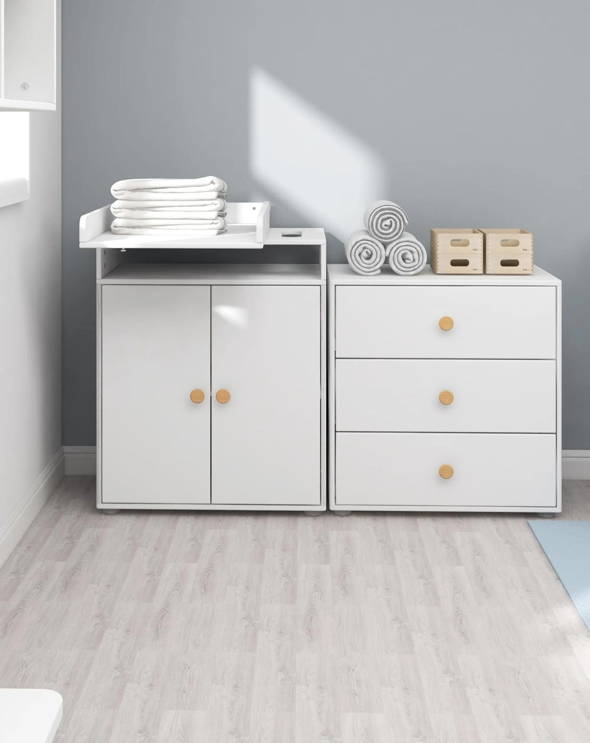 Hot FLEXA Puslebord, 2 Lager White/Oak